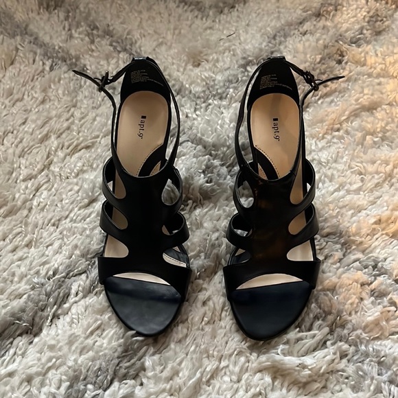 Apt 9 Scrappy Leather Stiletto Heels size 6 - Picture 3 of 4